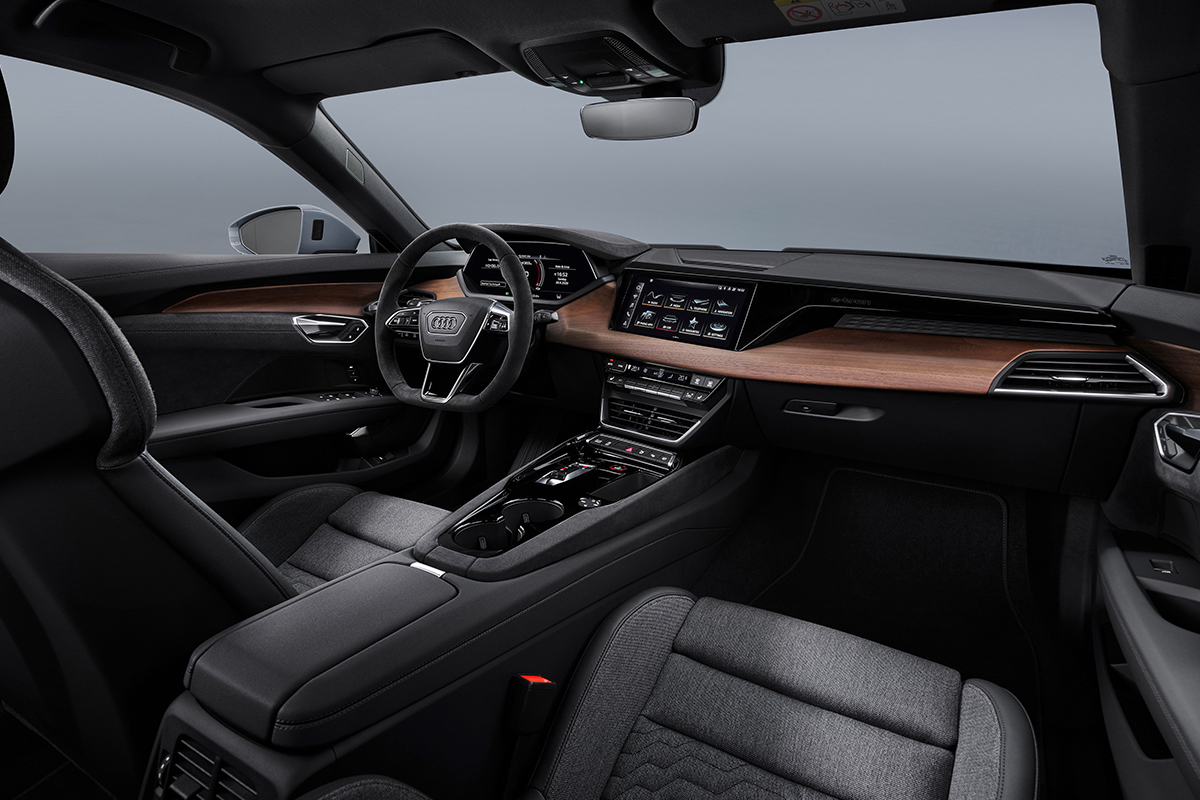AVP AUTOLAND | Audi e-tron GT Interieur