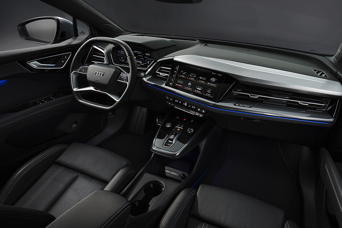 AVP AUTOLAND | Audi Q4 e-tron Interieur