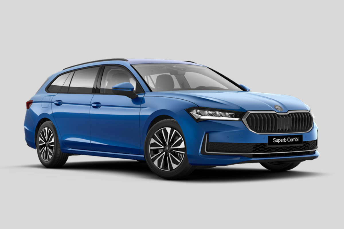 Zu sehen ist ein blauer Skoda Superb Combi. 
