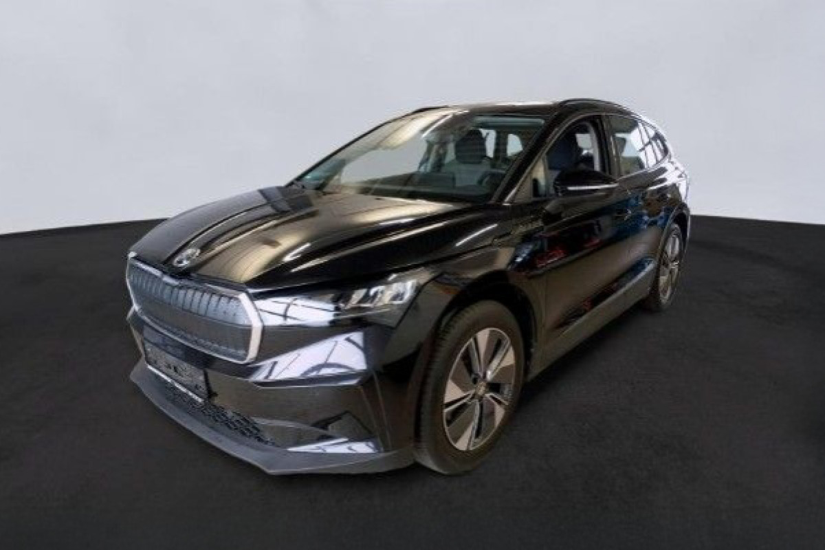 AVP AUTOLAND | Škoda Enyaq in Schwarz