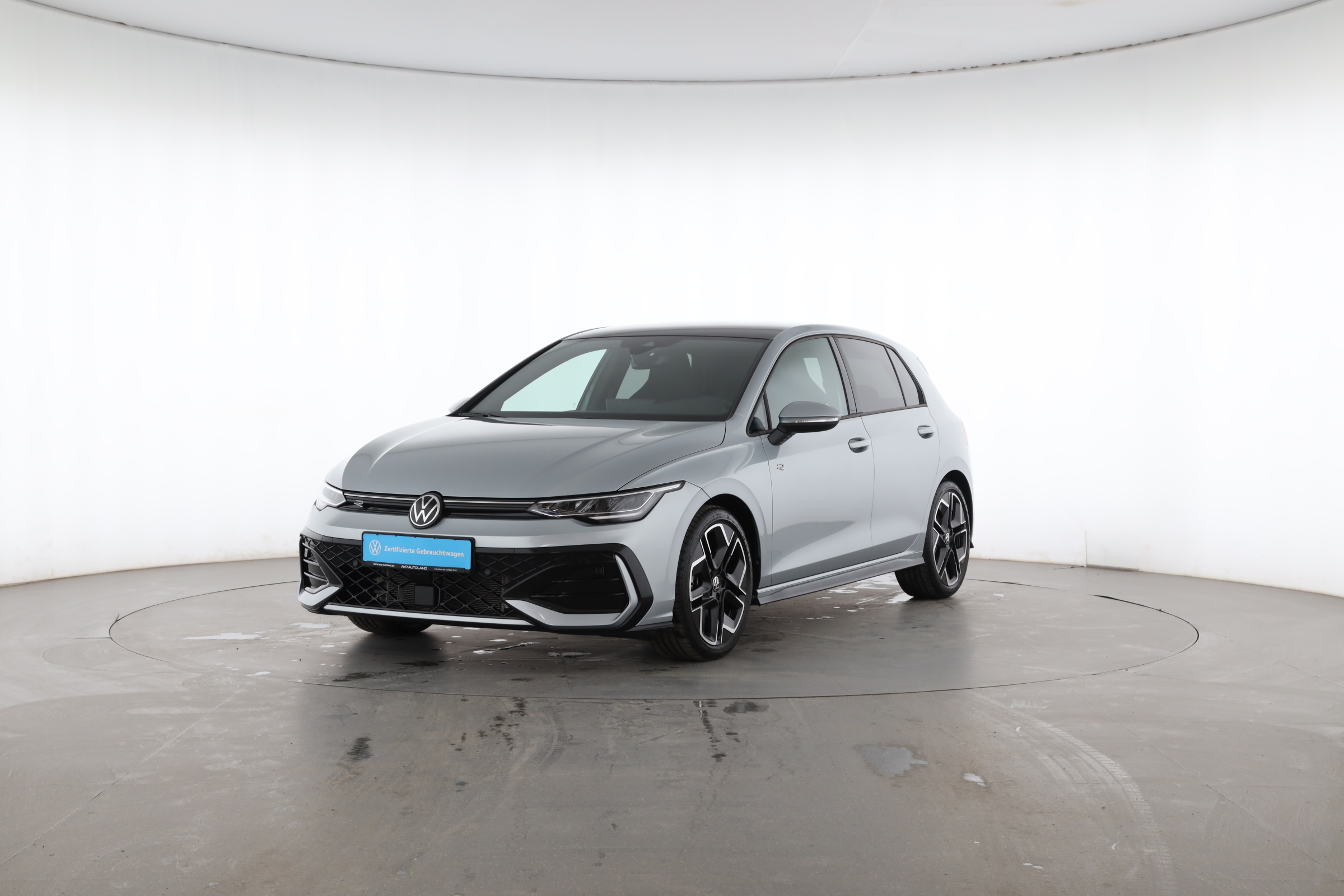 AVP AUTOLAND | VW Golf R-Line