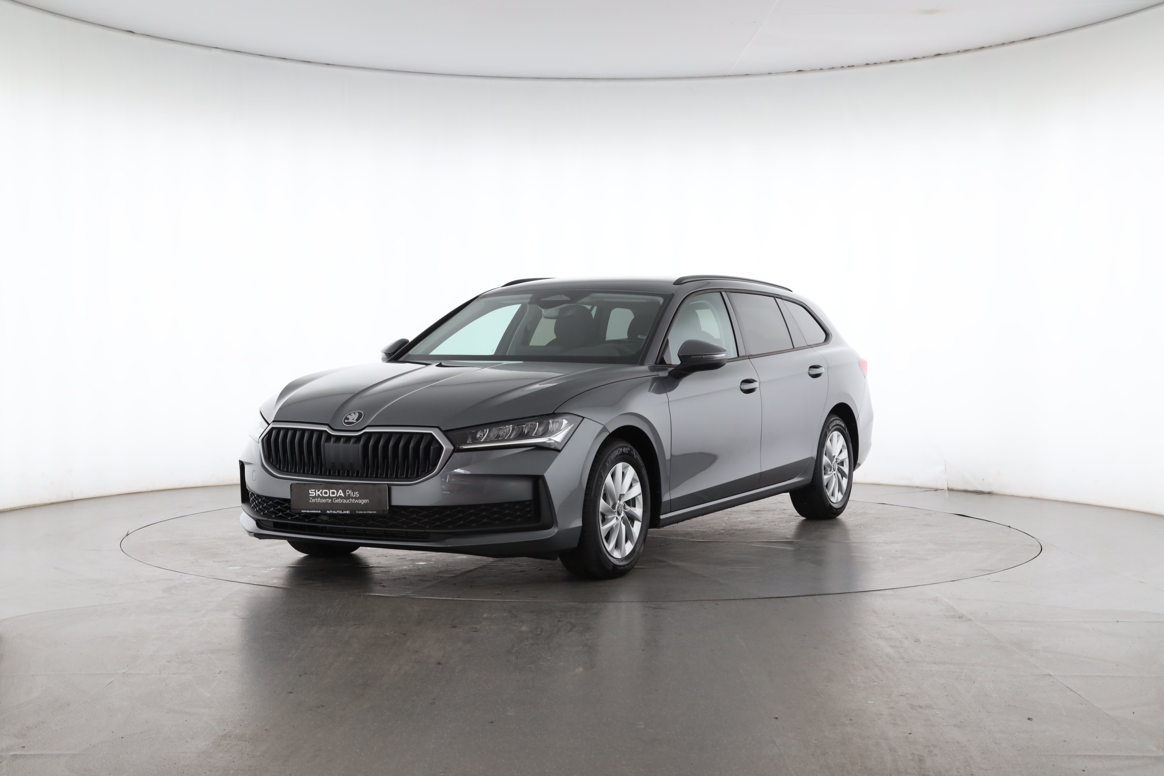 AVP AUTOLAND | Škoda Superb