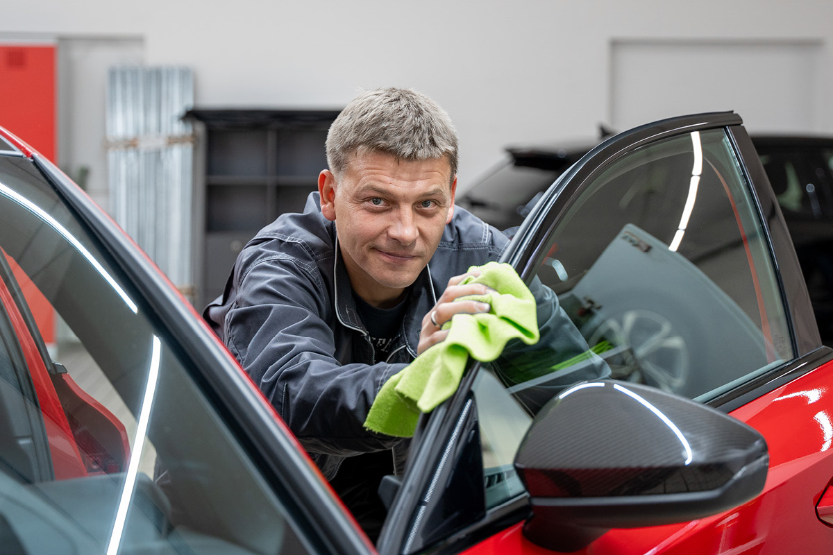 2. Platz | Komplettaufbereitung eines Fahrzeugs