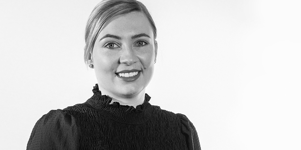 mitarbeiter/kathrin_erl_sw_klein_1.jpg